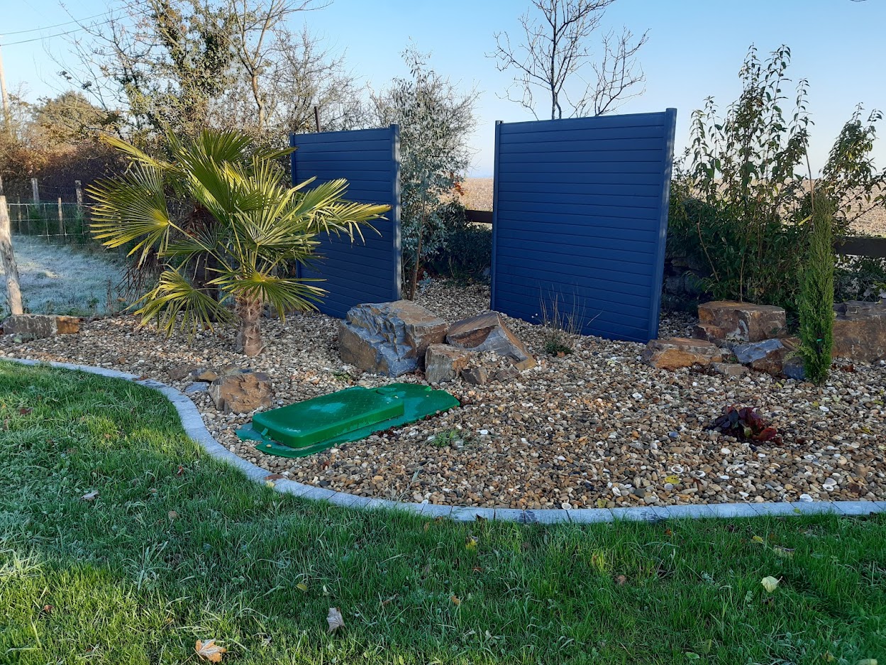 Intégration d'une micro station dans un jardin