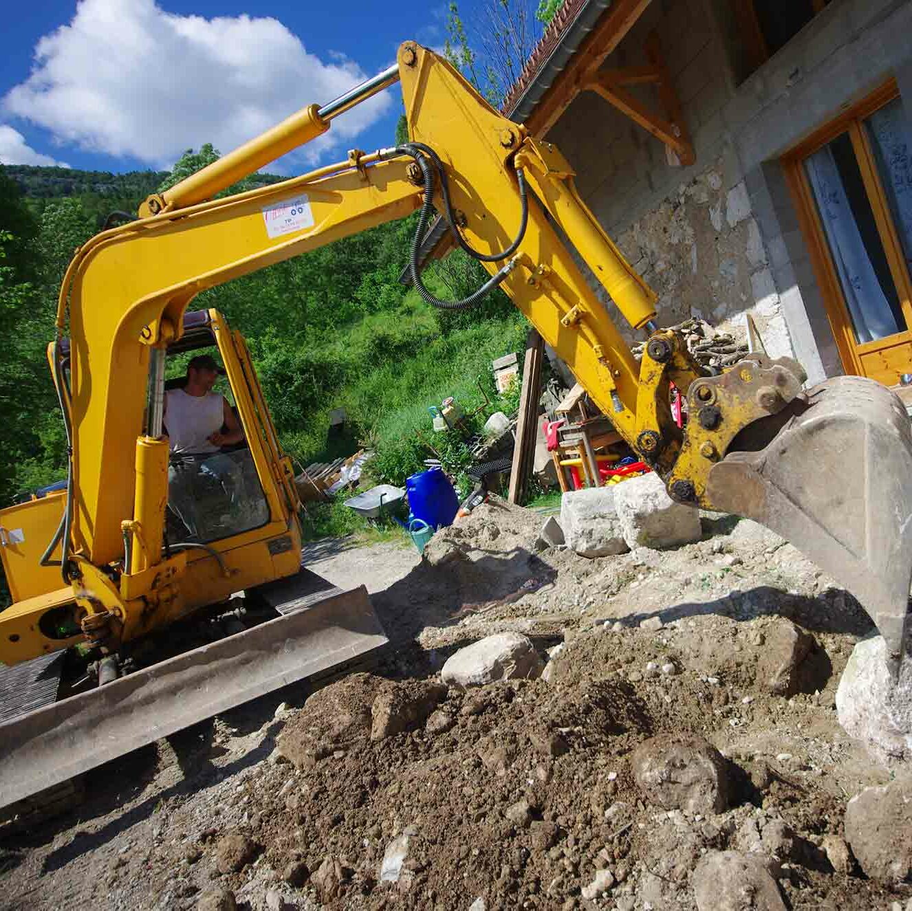 Une micro staton d'épuration innoclair facile d'installation pour les terrassiers.